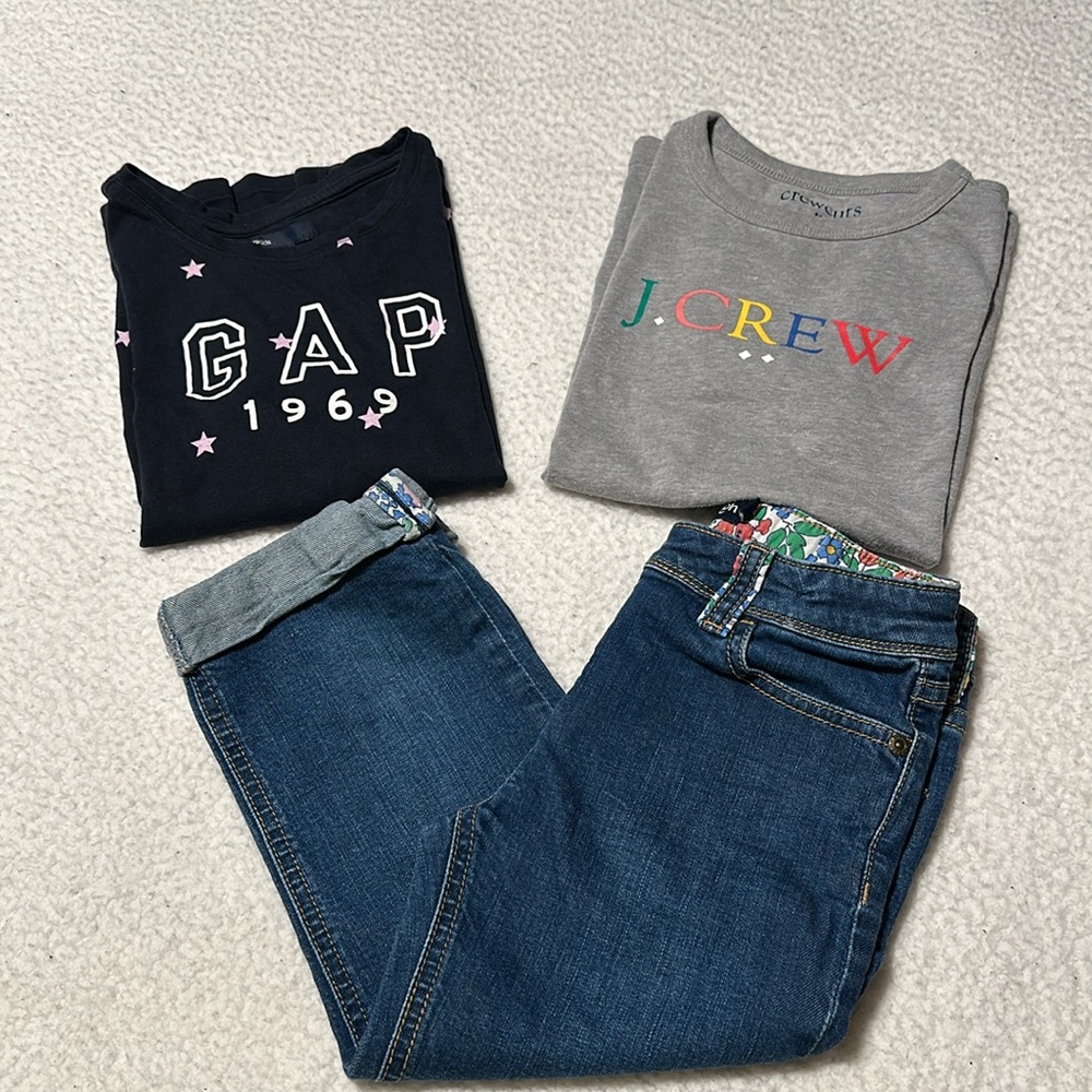 3 Piece Girl Lot (Mini Boden, Gap, Crewcuts) Tees & Denim Capris, EUC, Size 8